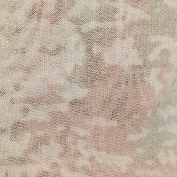 Saga White Short Sleeved Ruffled V Neck Tee Size Med - Picture 7 of 11